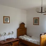 Krivoklatske Johnyho Bydleni * Krivoklat